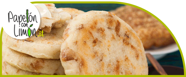 Pork Crackling Arepas